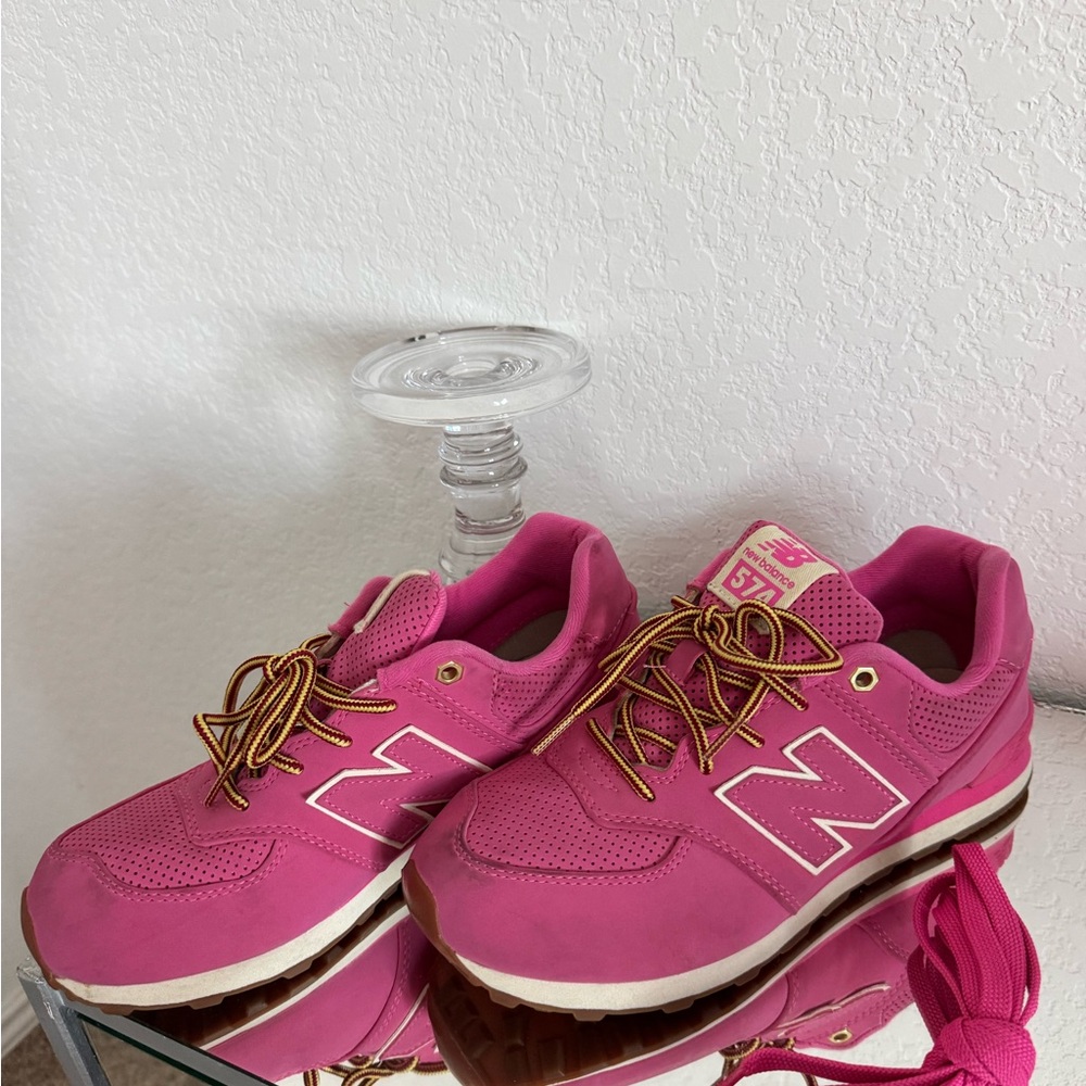 New Balance Sneakers in Pink and Brown